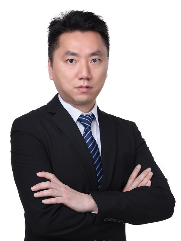 钟志钊 Bruce Chung，香港执业会计师，约20年审计经验